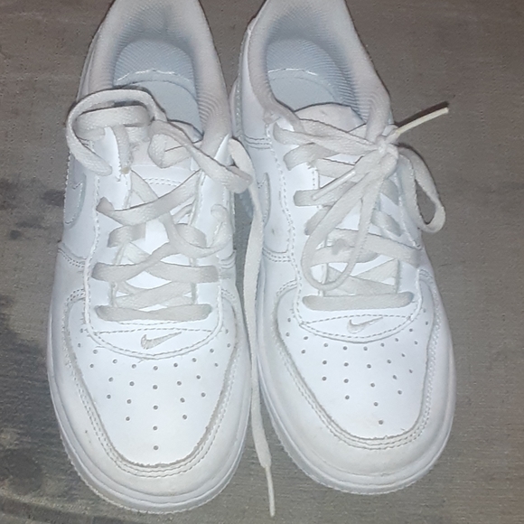 Size 1 boy shoes - Picture 3 of 4